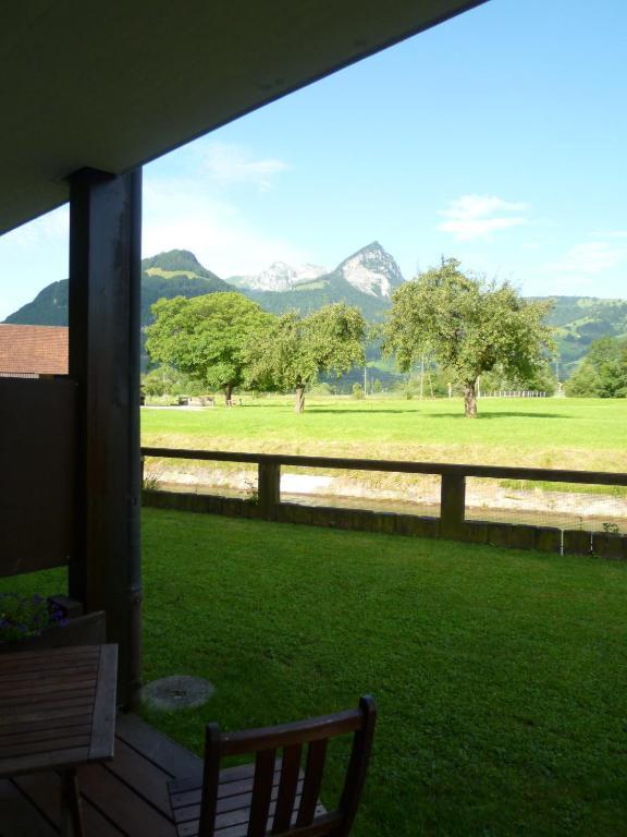 Hotel Bahnhof Giswil Zimmer foto