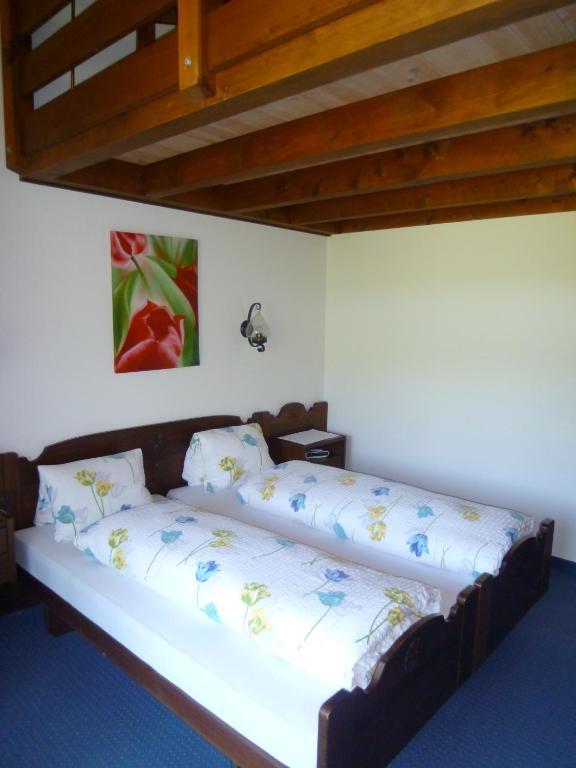 Hotel Bahnhof Giswil Zimmer foto